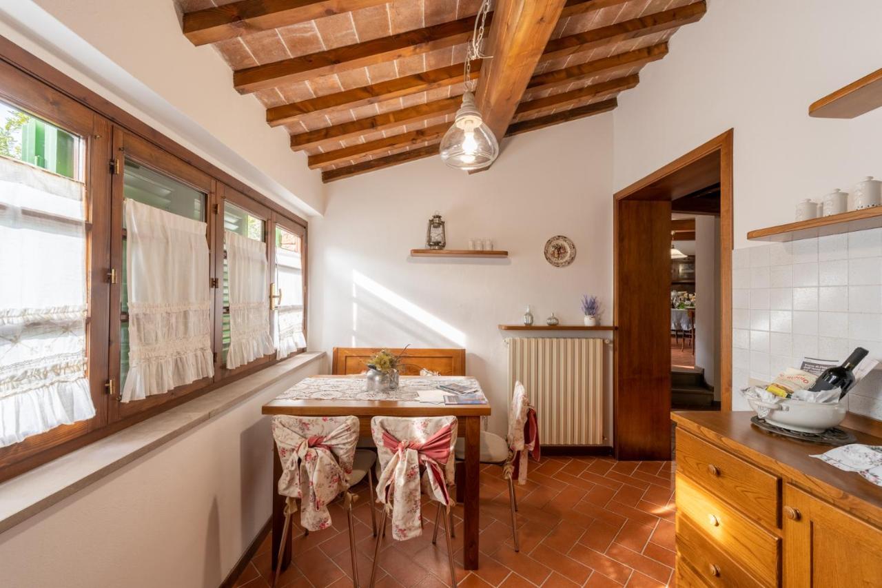 Lajatico Rentals - Casa Di Alice Nel Borgo Buitenkant foto