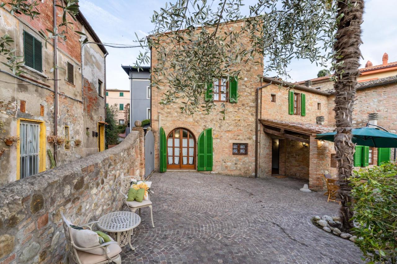 Lajatico Rentals - Casa Di Alice Nel Borgo Buitenkant foto