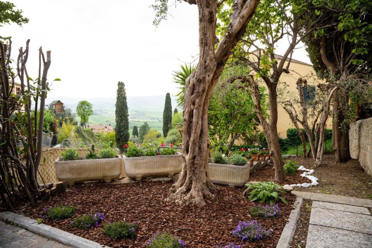 Lajatico Rentals - Casa Di Alice Nel Borgo Buitenkant foto